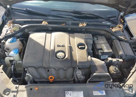 2013 Volkswagen Jetta 2.5L Se z USA, uszkodzony, nr VIN 3VWDP7AJ6DM380250